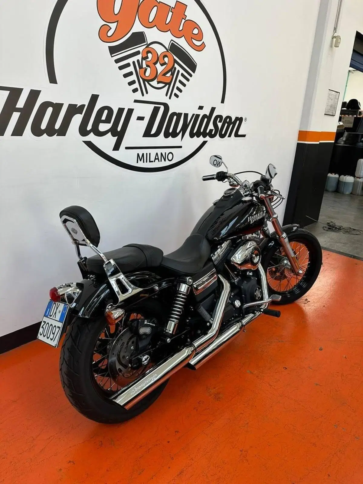 Harley-Davidson 1584 Street Bob (2008 - 15) - FXDB (3)