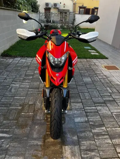 Ducati Hypermotard 950 SP (2022 - 25) usata