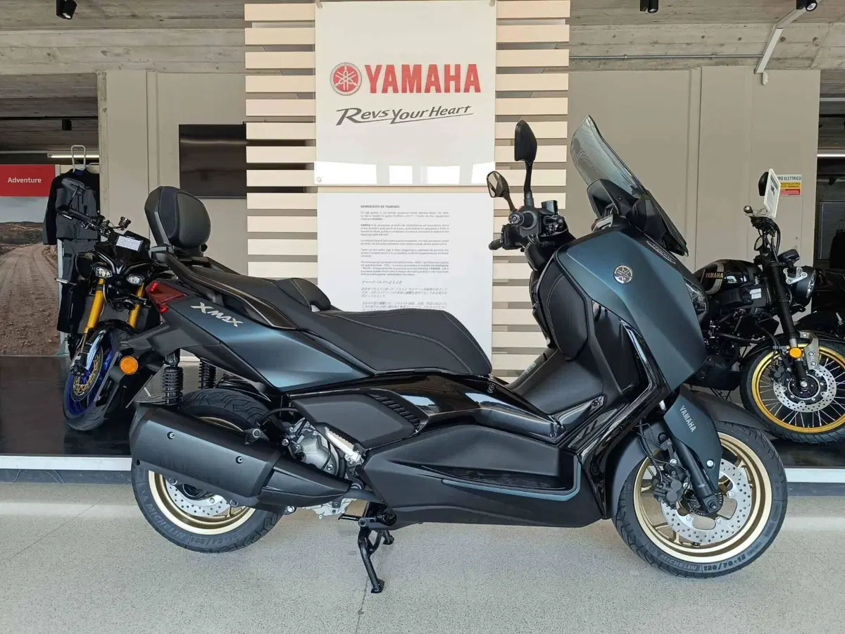 Yamaha X-Max 300 Tech Max (2021 - 24)