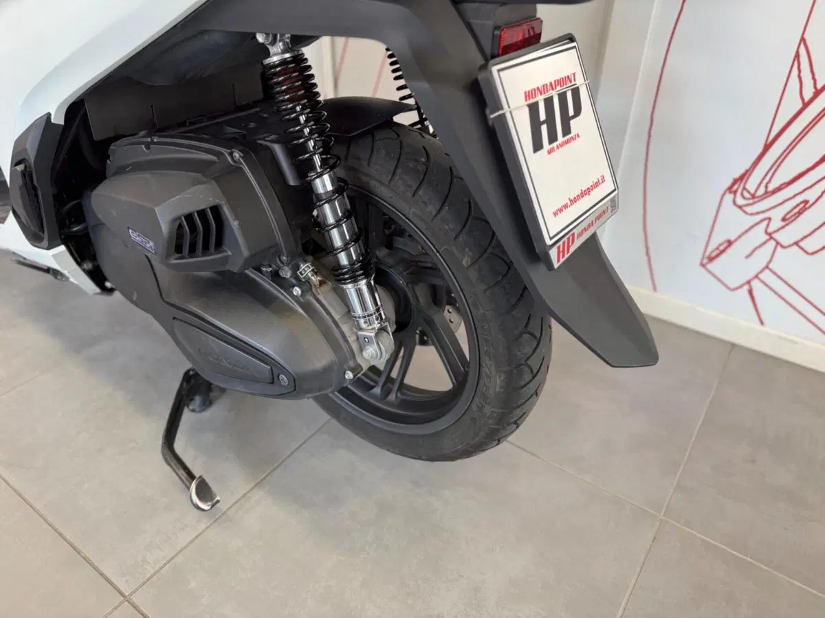 Honda SH 350 (2021 - 24) (15)