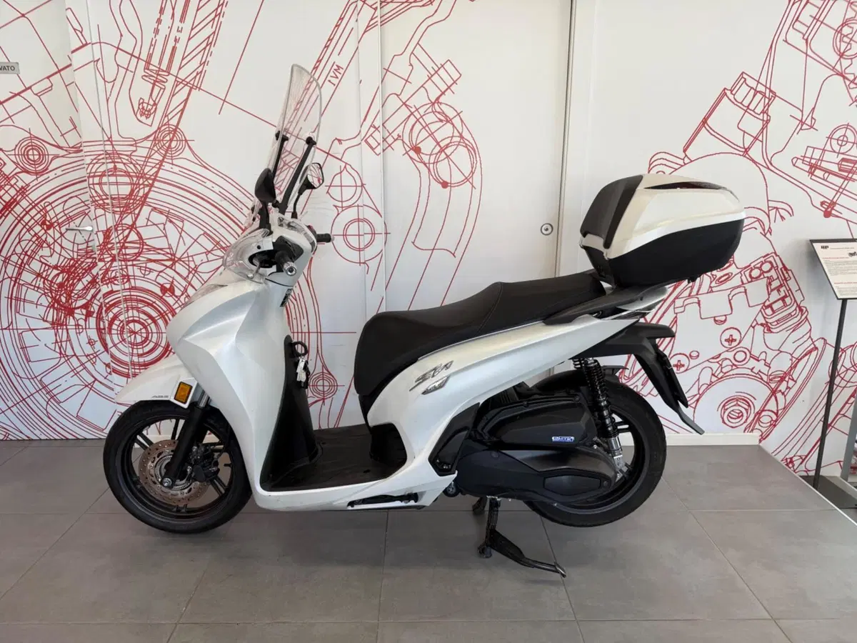 Honda SH 350 (2021 - 24) (4)