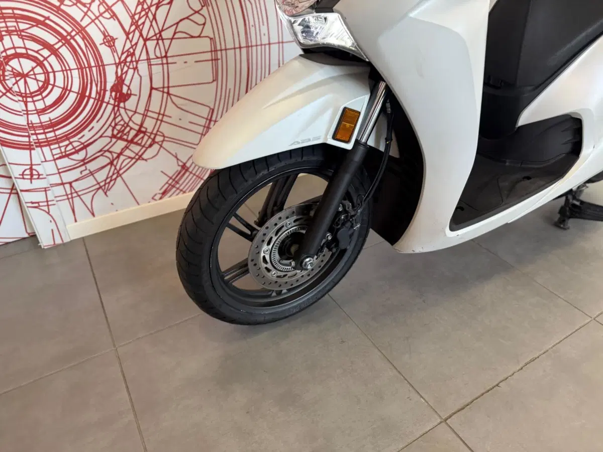 Honda SH 350 (2021 - 24) (13)