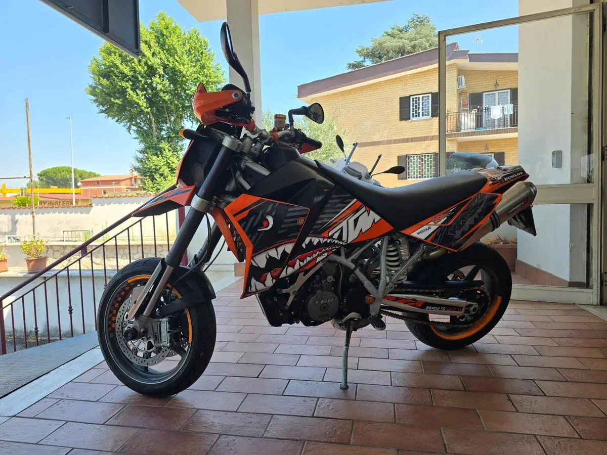 KTM 950 Supermoto (2006 - 08) (4)