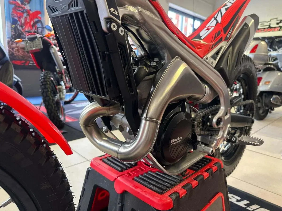 Betamotor Evo 300 2T (2025) (28)