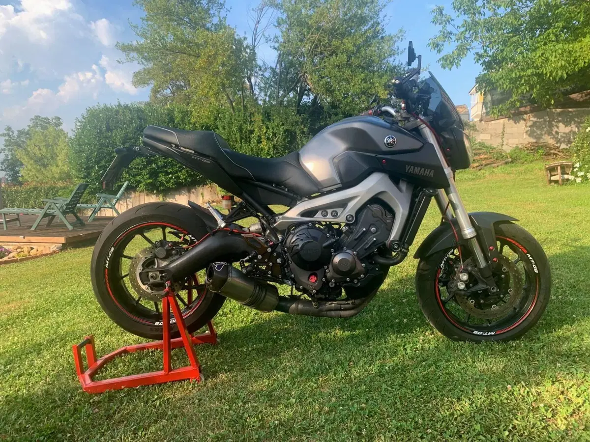Yamaha MT-09 (2013 - 15)