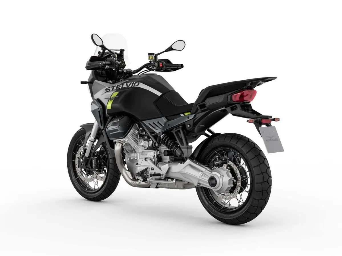 Moto Guzzi Stelvio (2024 - 26) (6)