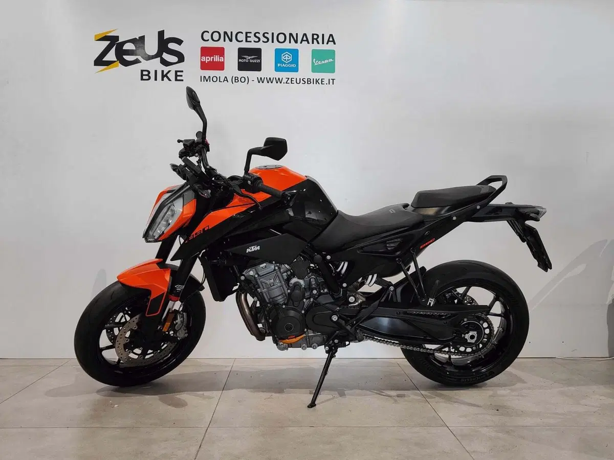 KTM 890 Duke (2021 - 23) (4)