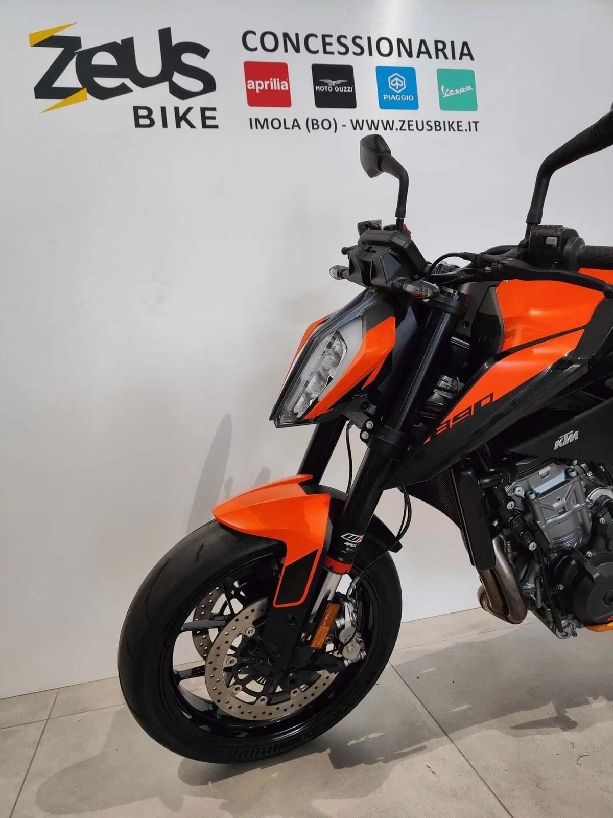 KTM 890 Duke (2021 - 23) (5)