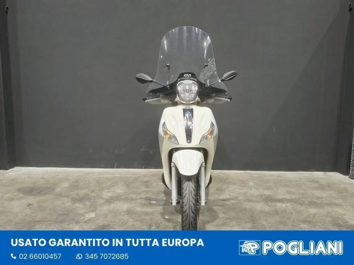 Piaggio Medley 150 ABS (2016 - 19) (3)