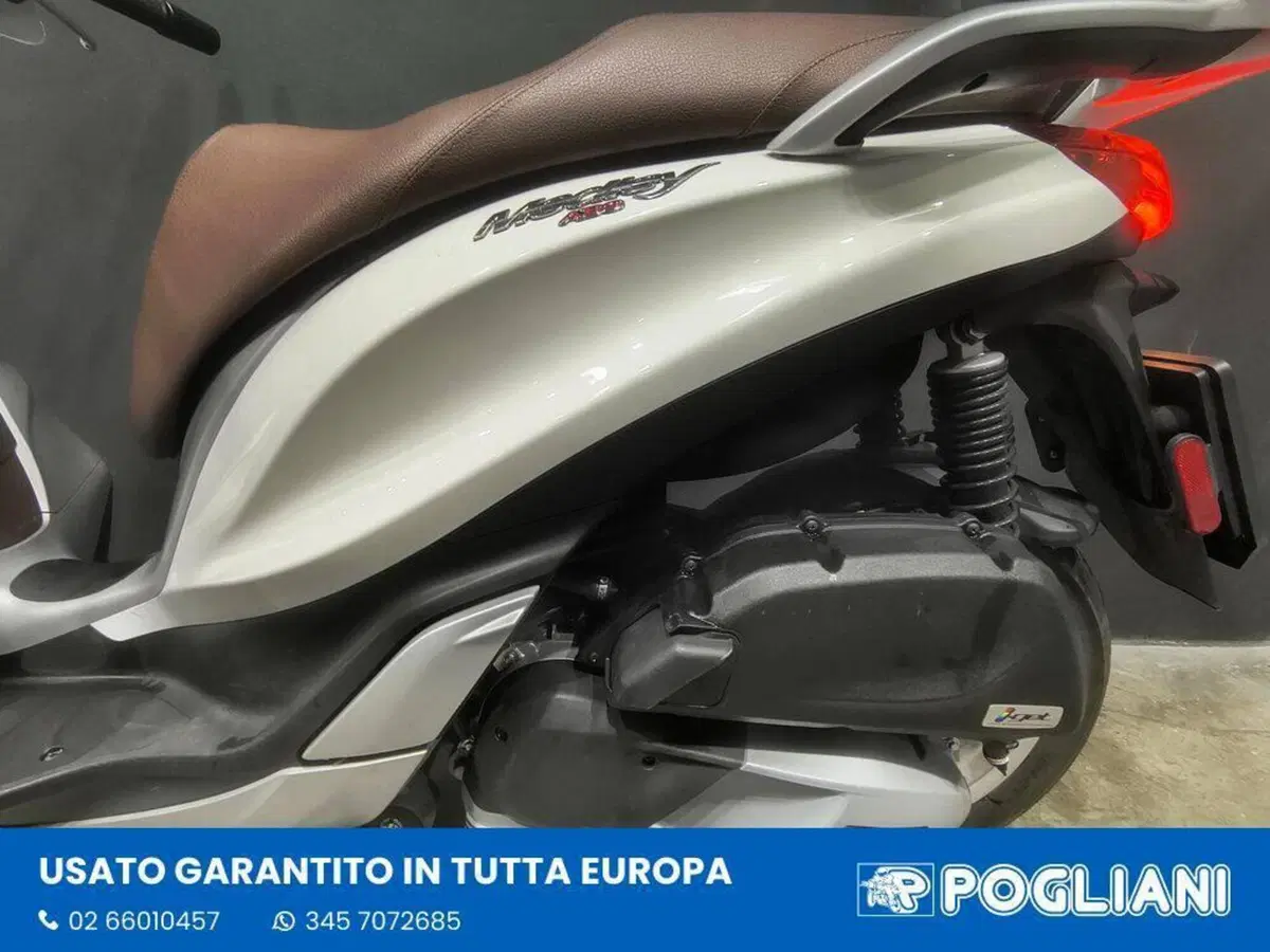Piaggio Medley 150 ABS (2016 - 19) (9)