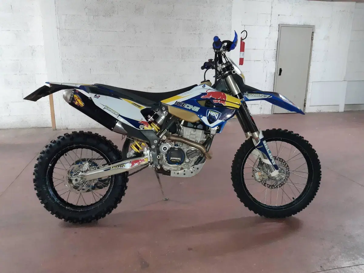 Husaberg FE 250 (2014) (2)