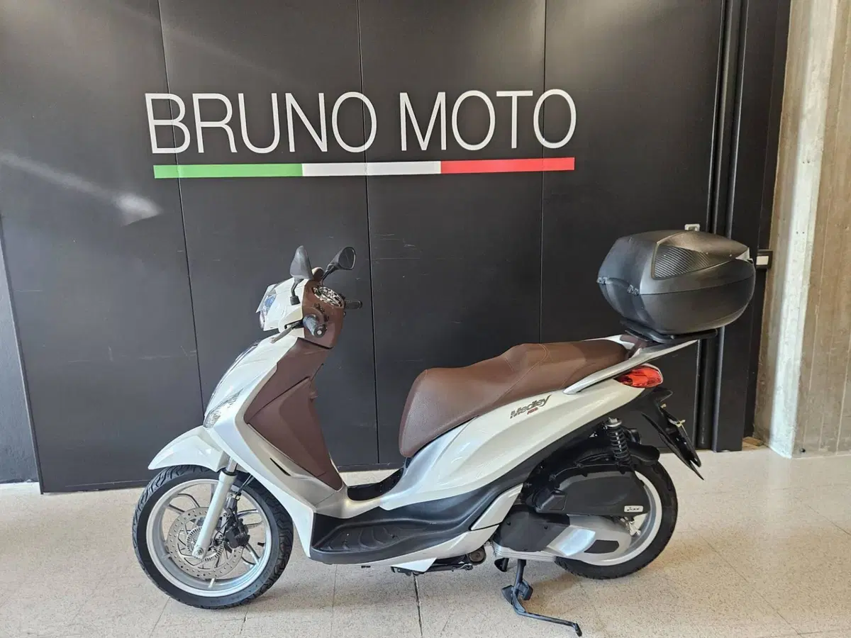 Piaggio Medley 150 ABS (2016 - 19) (2)