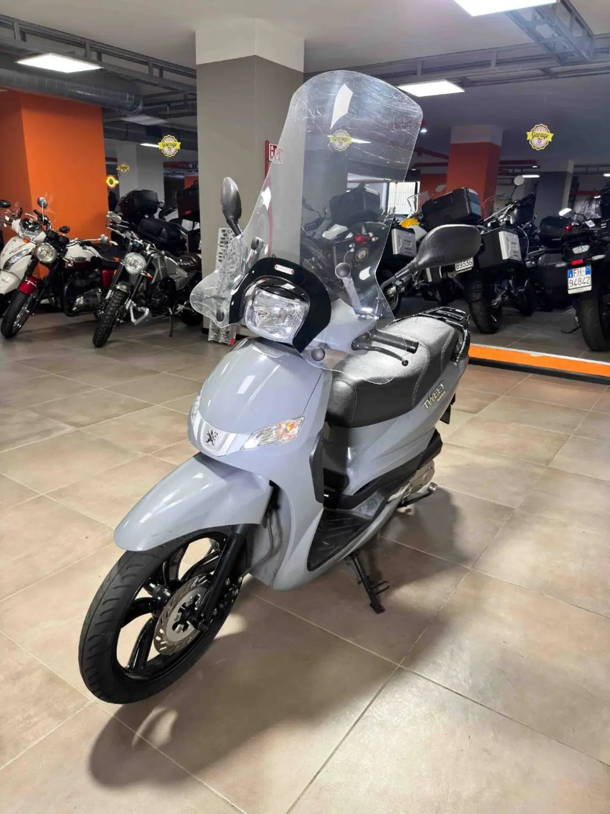 Peugeot Tweet 50 Active (2021 - 25) (3)