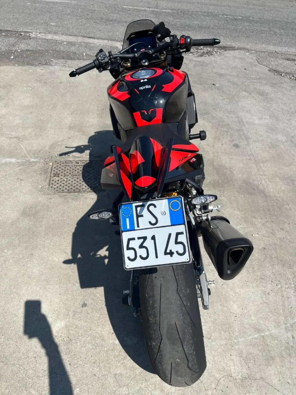 Aprilia Tuono V4 Factory (2025 - 26) (4)