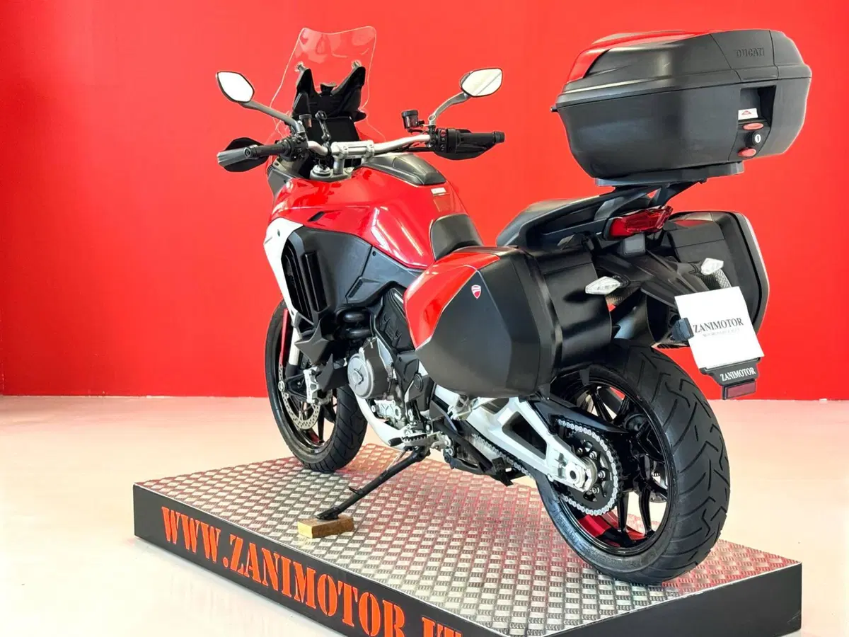 Ducati Multistrada V4 S (2021 - 24) (6)