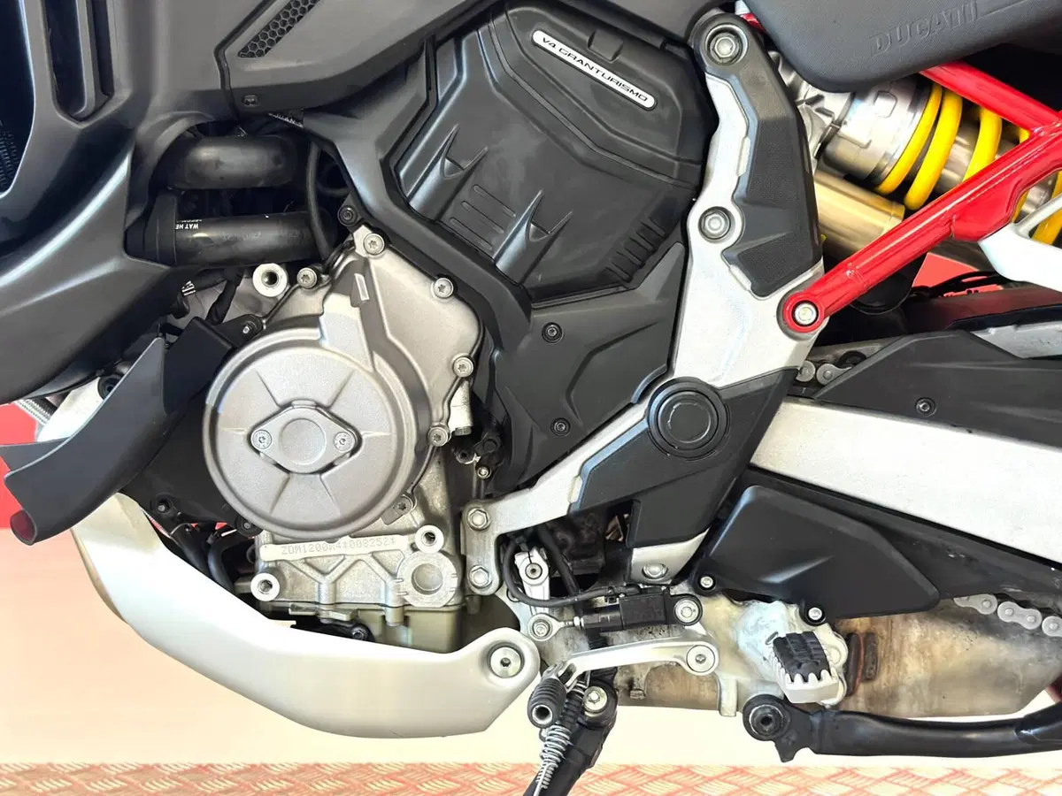 Ducati Multistrada V4 S (2021 - 24) (15)