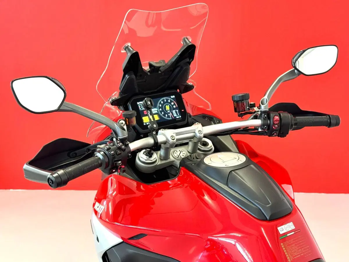 Ducati Multistrada V4 S (2021 - 24) (17)