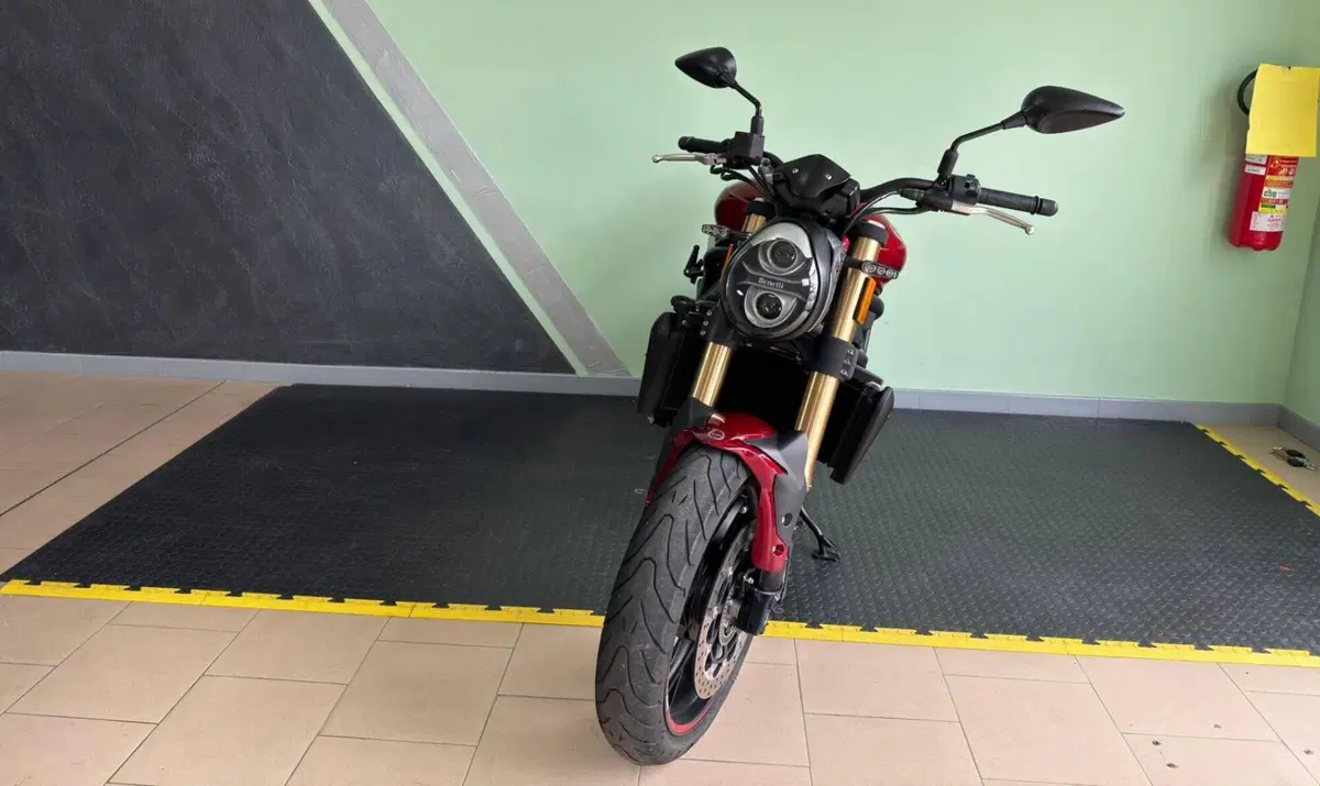 Benelli 752 S (2019 - 20) (5)