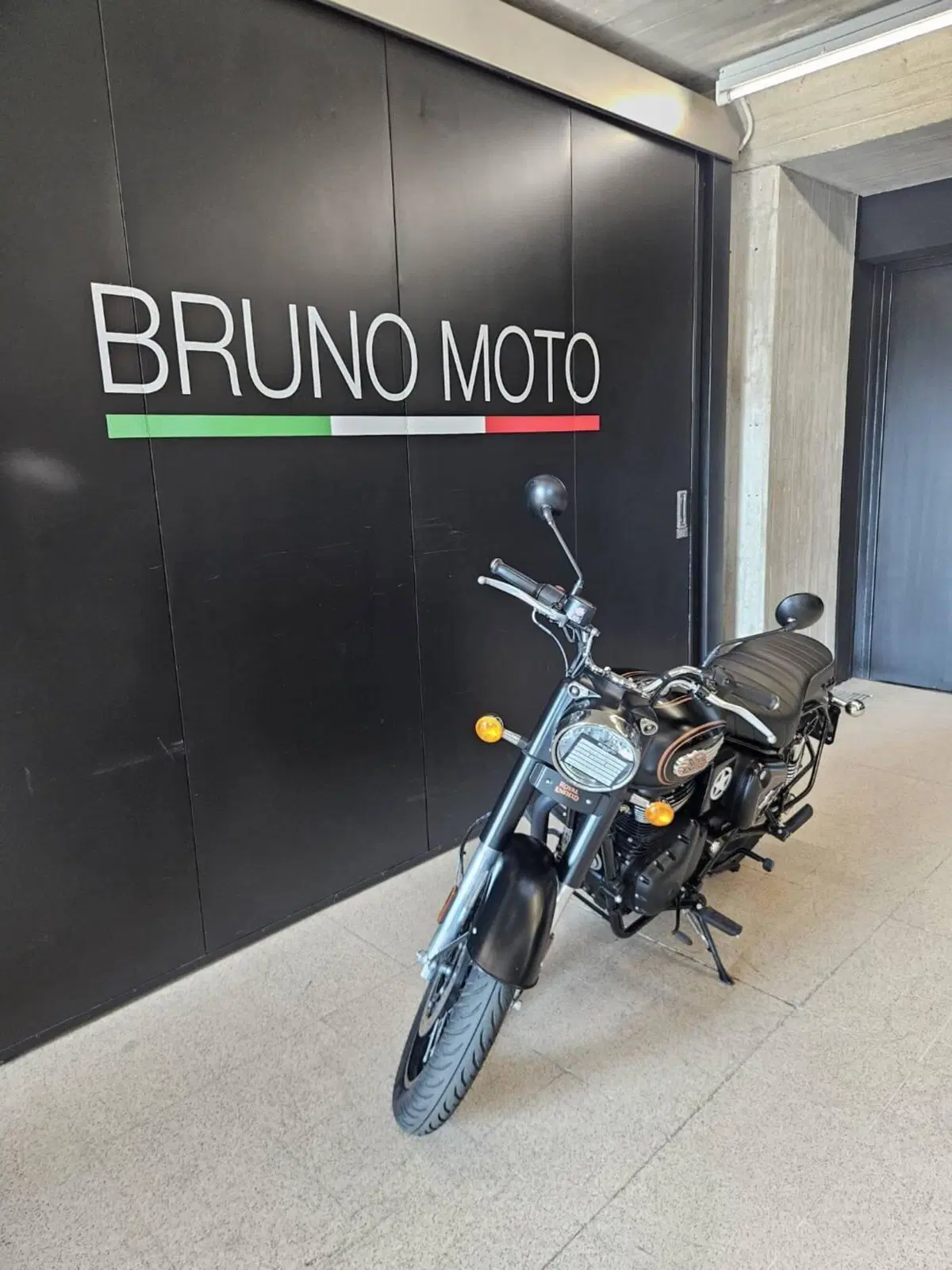 Royal Enfield Bullet 350 (2024 - 26) (3)