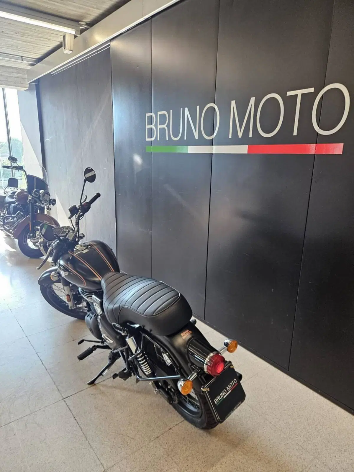 Royal Enfield Bullet 350 (2024 - 26) (6)