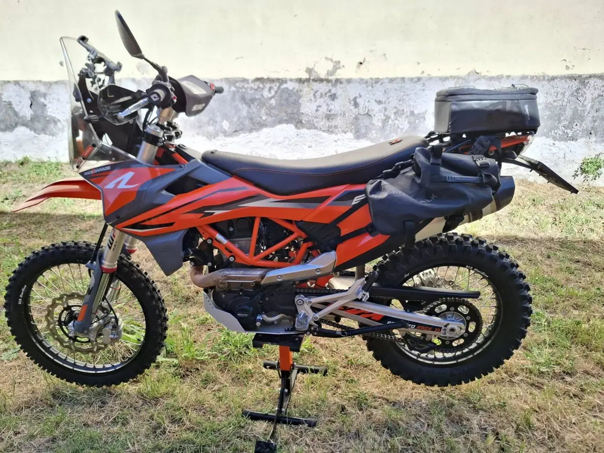 KTM 690 Enduro R (2022 - 25)