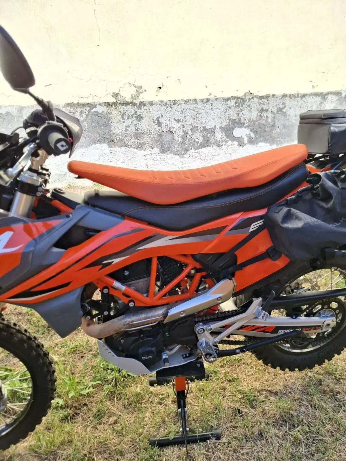 KTM 690 Enduro R (2022 - 25) (3)