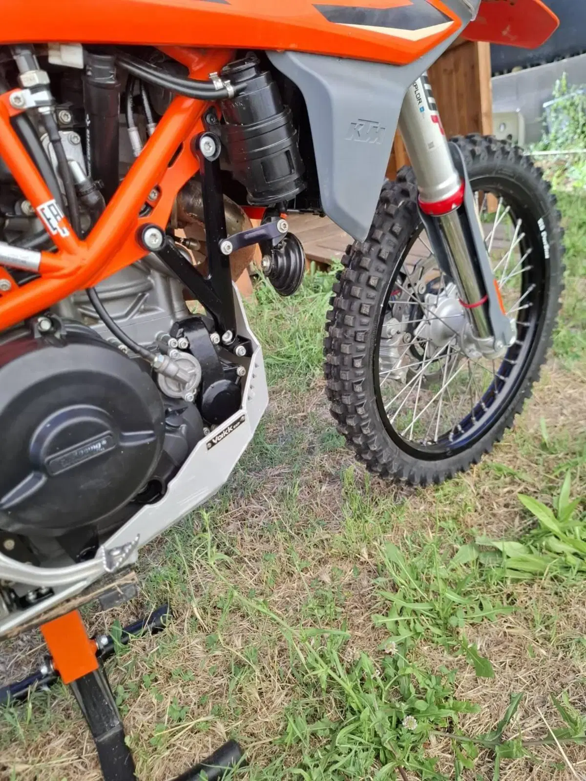 KTM 690 Enduro R (2022 - 25) (6)