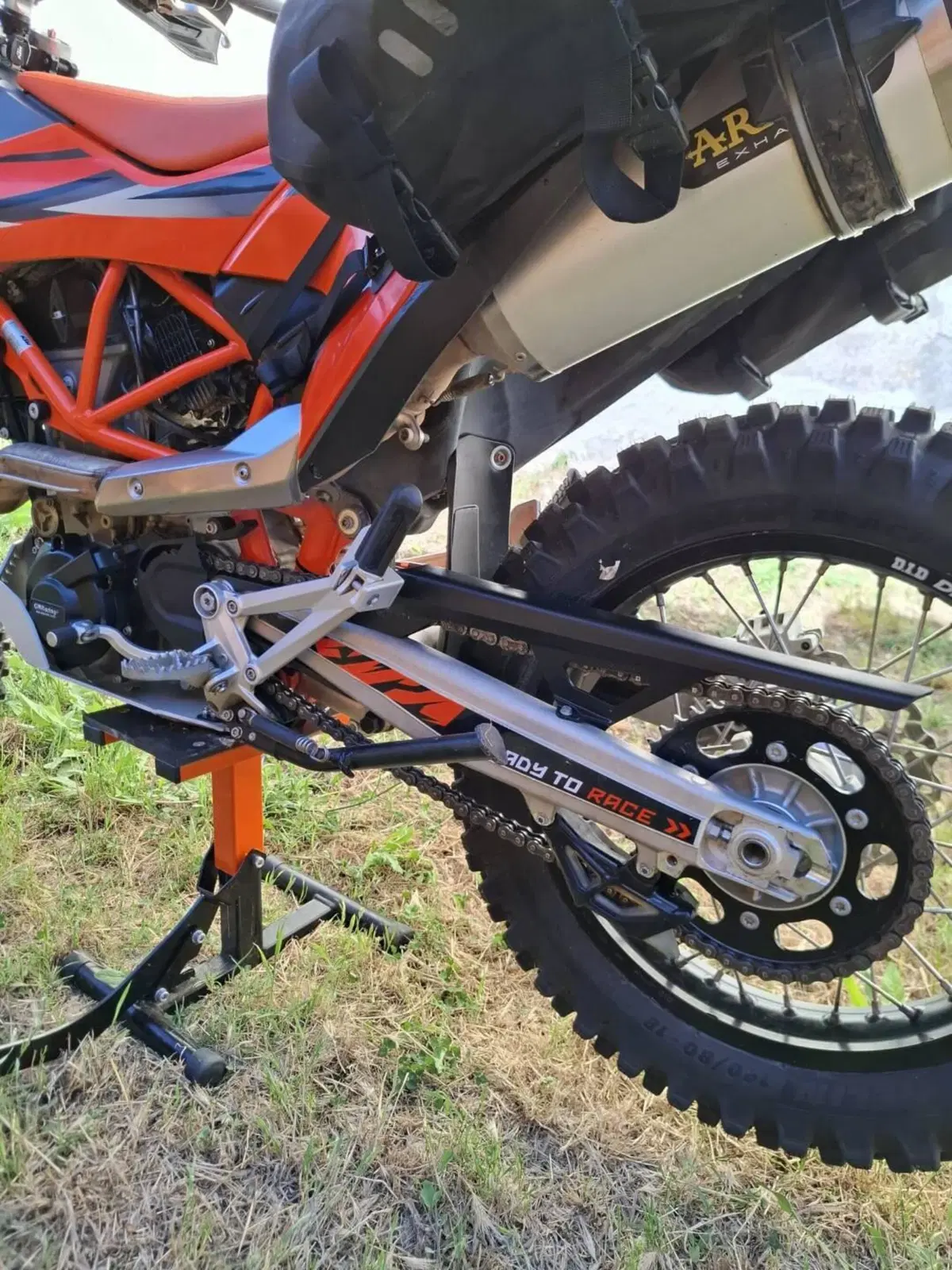 KTM 690 Enduro R (2022 - 25) (8)