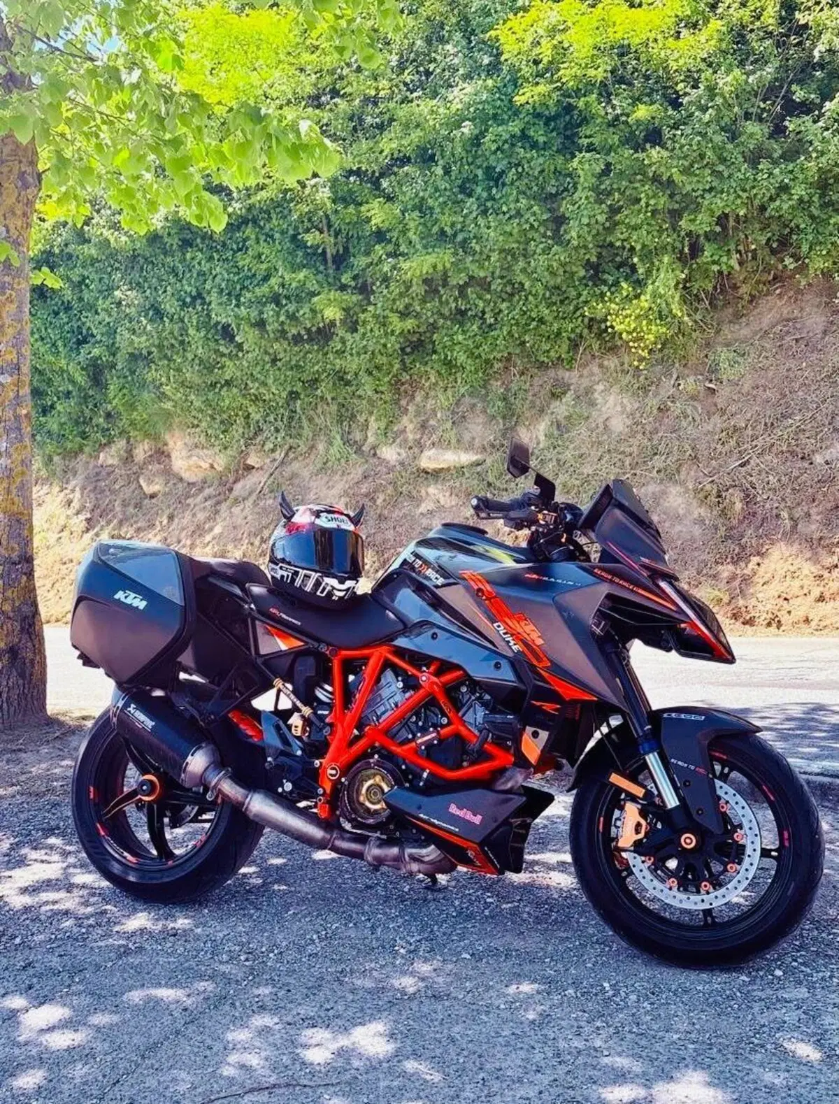KTM 1290 Super Duke GT (2022 - 25) (6)