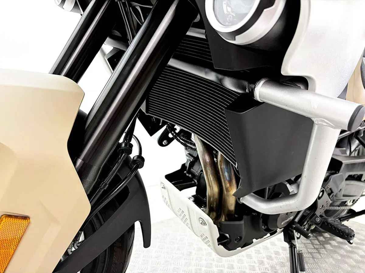 CFMOTO 800MT Limited Edition (2023 - 25) (14)
