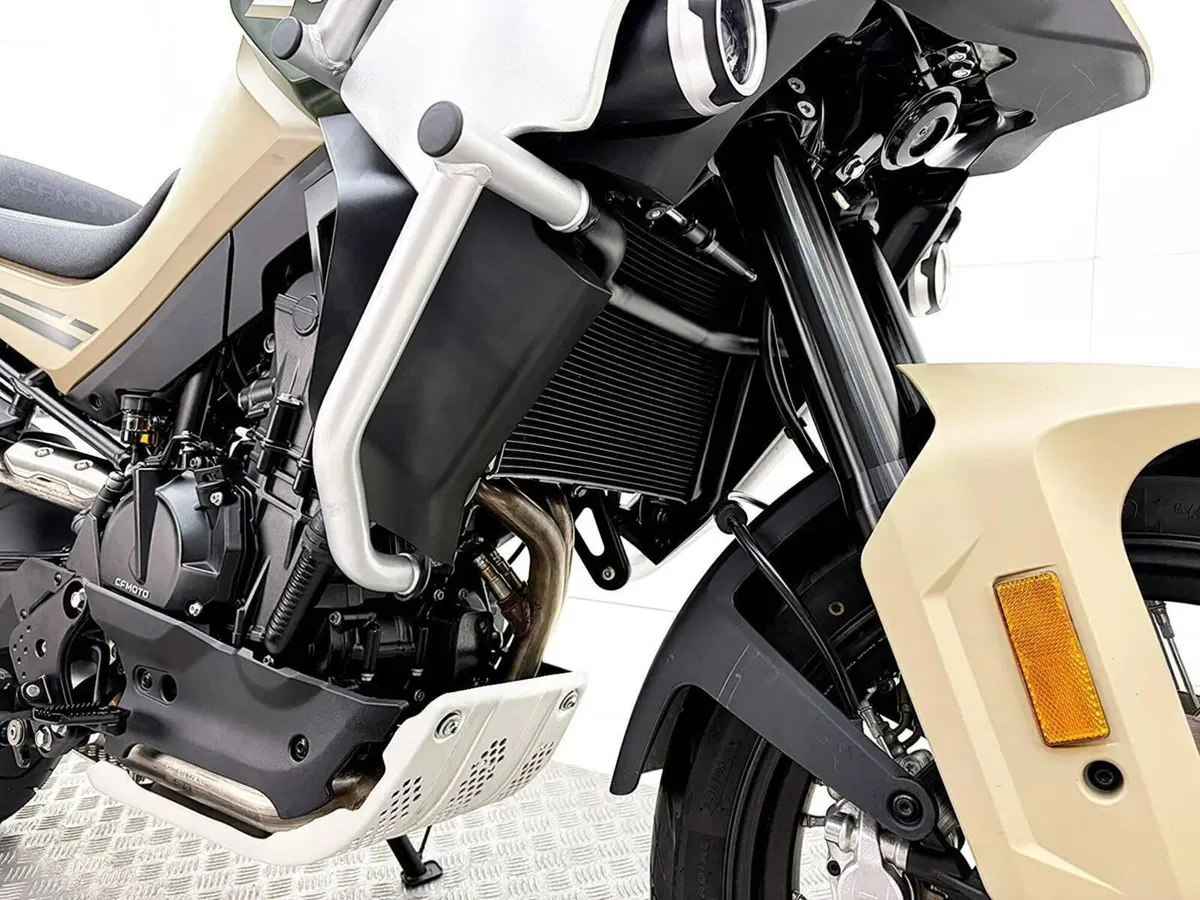 CFMOTO 800MT Limited Edition (2023 - 25) (10)