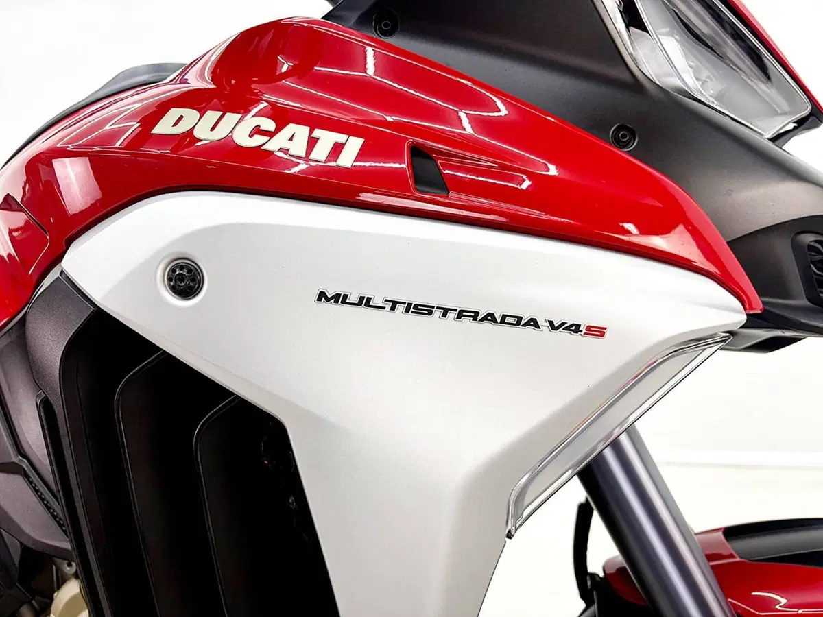 Ducati Multistrada V4 S (2021 - 24) (11)