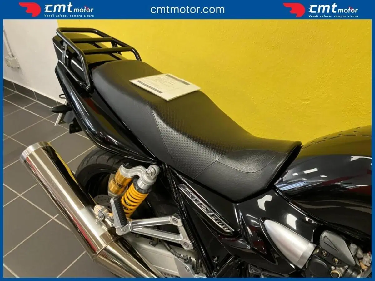 Yamaha XJR 1300 (2006 - 14) (9)