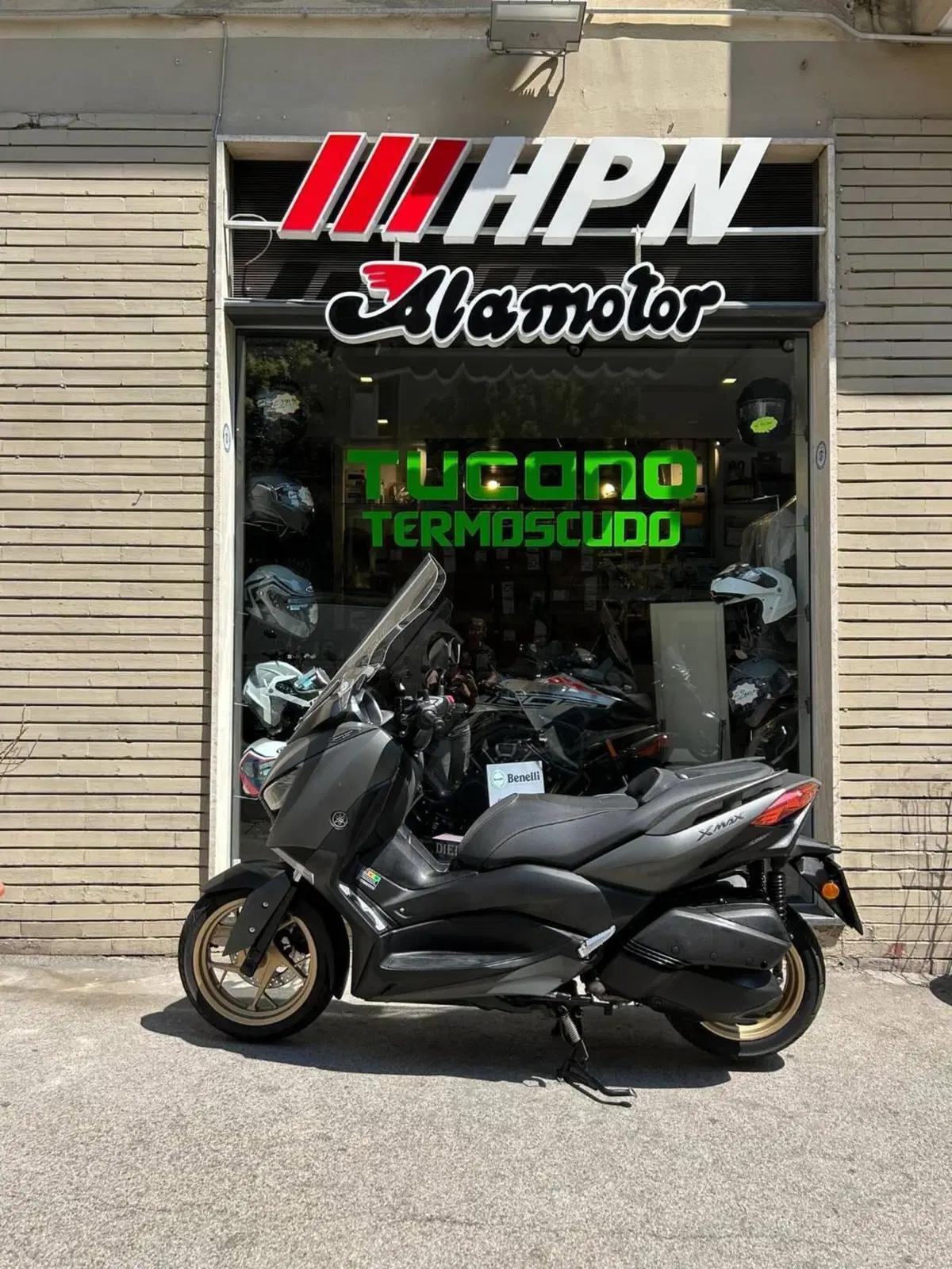 Yamaha X-Max 300 Tech Max (2020) (3)