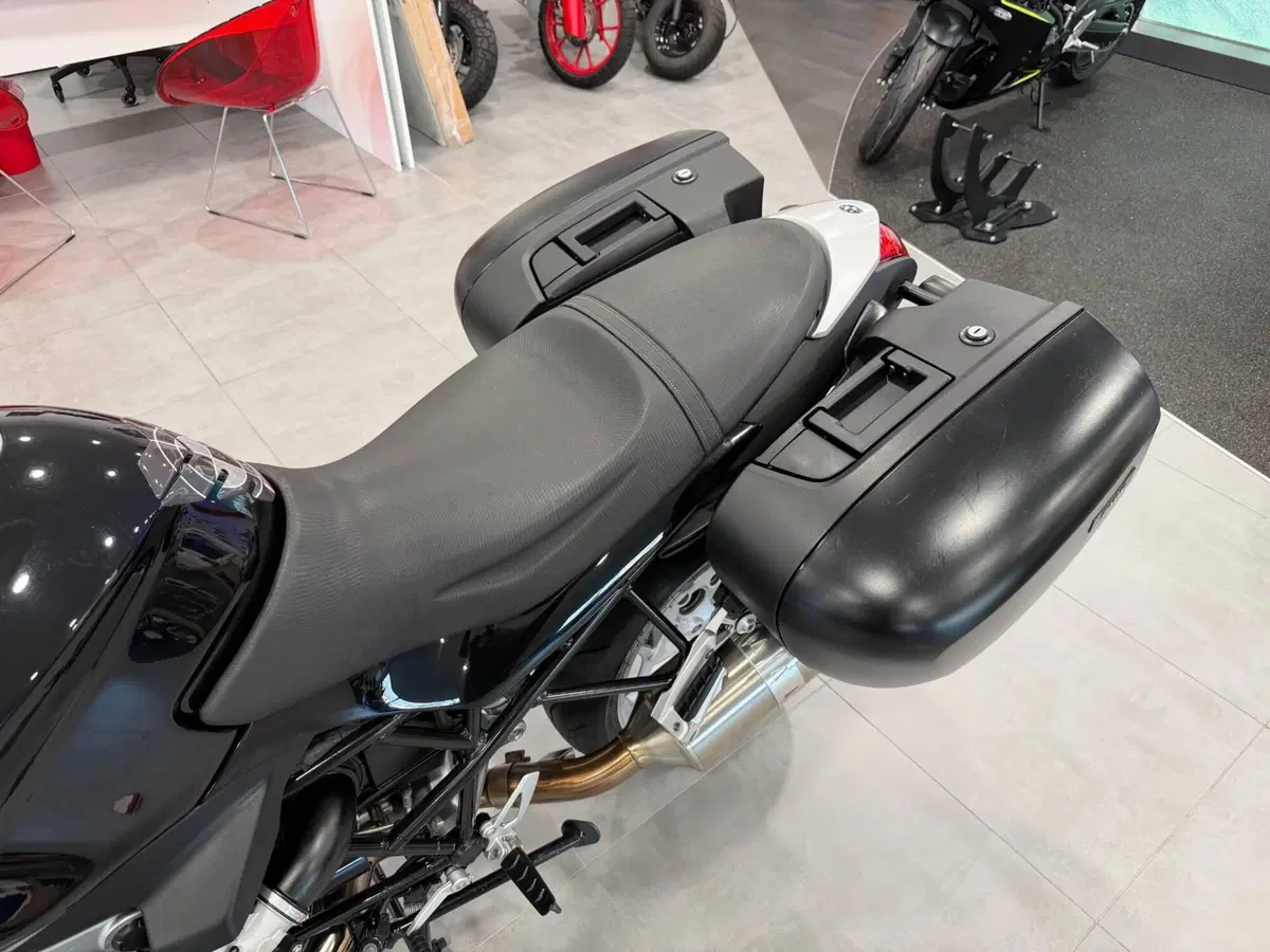 Bmw R 1200 R (2006 - 11) (12)
