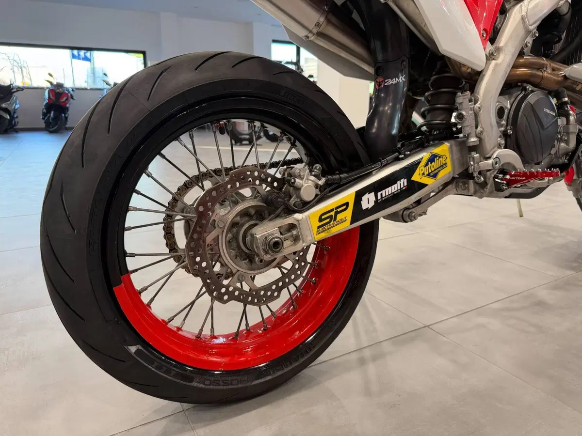 Honda CRF 450RX Supermoto (2020) (14)