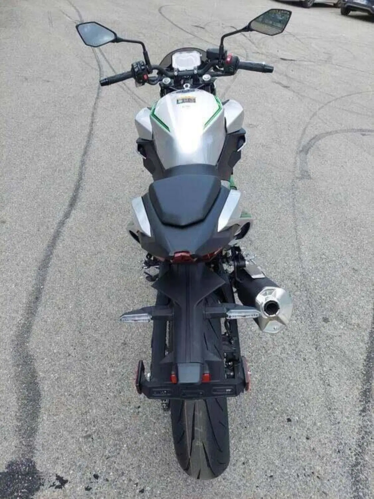 Kawasaki Z7 Hybrid (2024 - 26) (9)