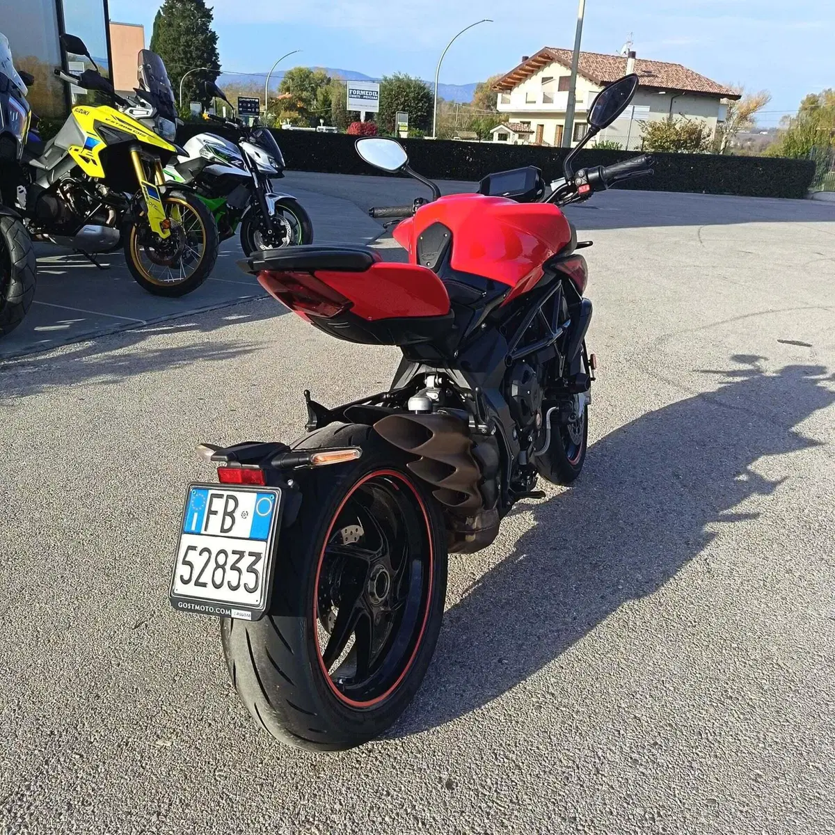 MV Agusta Brutale 800 Rosso (2021 - 23) (9)
