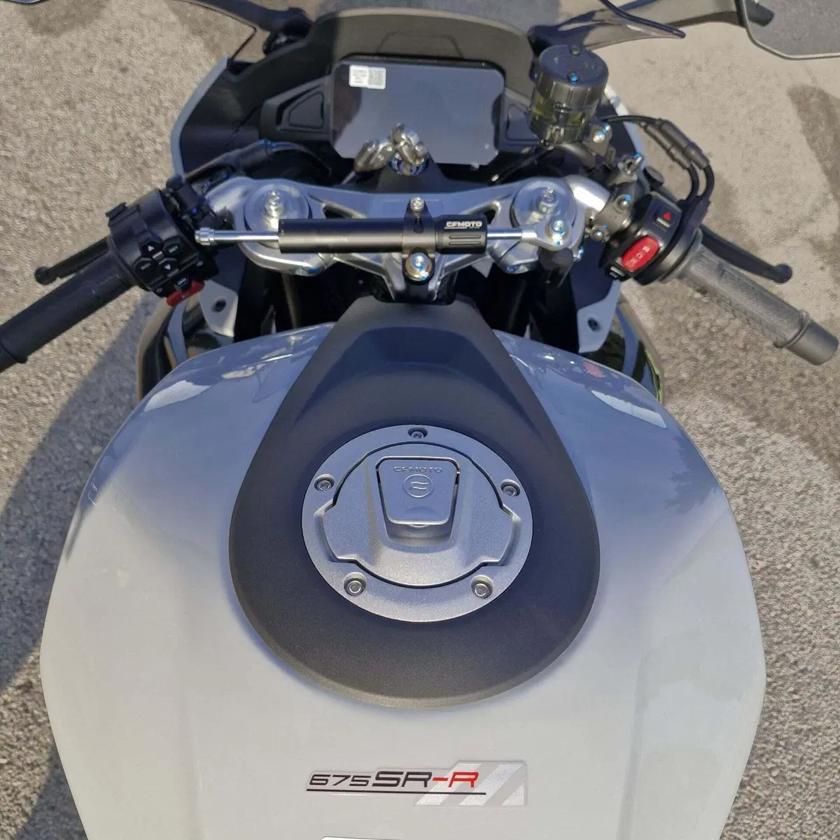 CFMOTO 675SR-R (2025 - 26) (9)