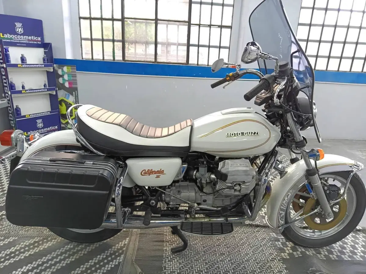 Moto Guzzi California (8)