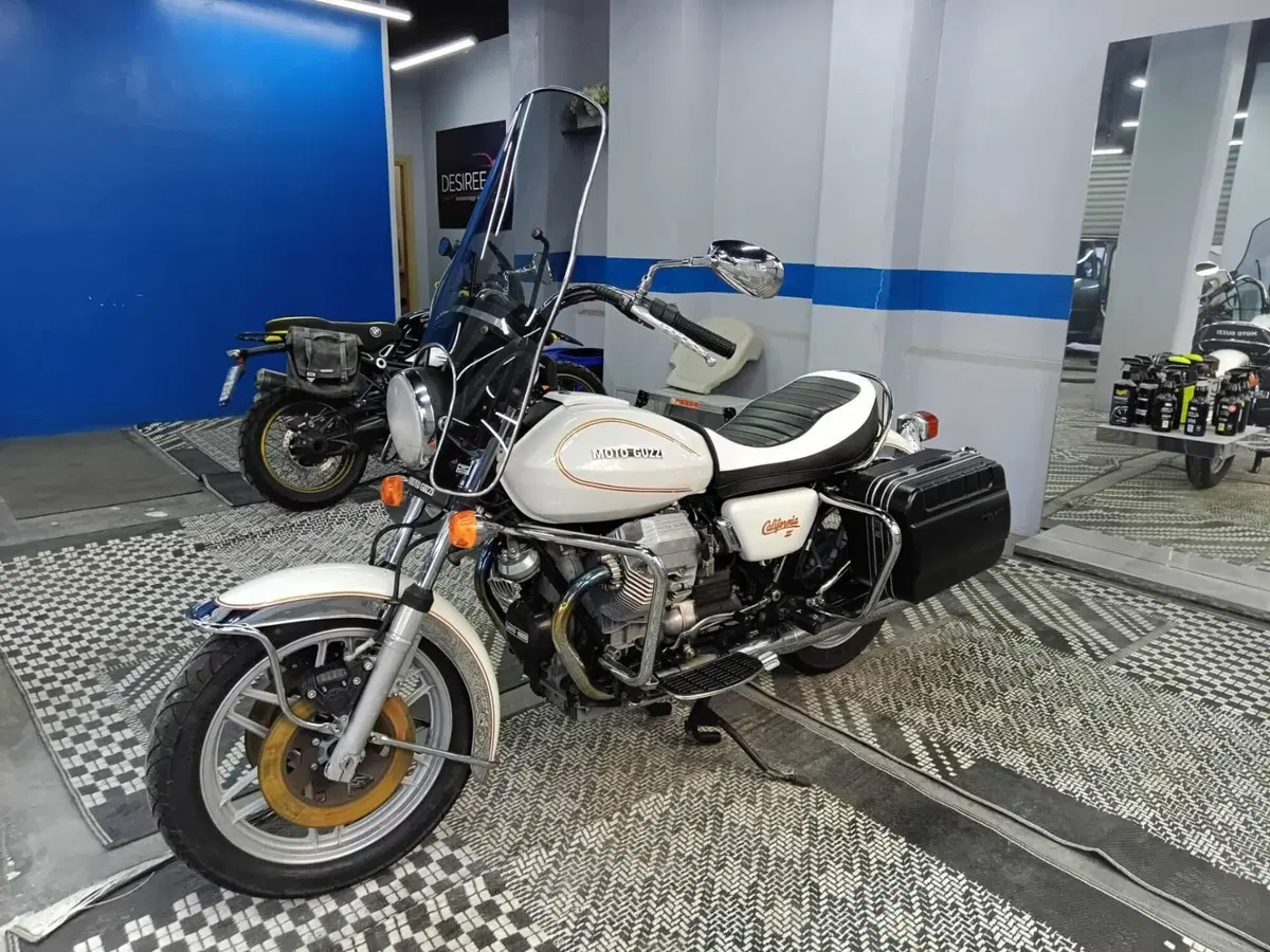Moto Guzzi California (18)
