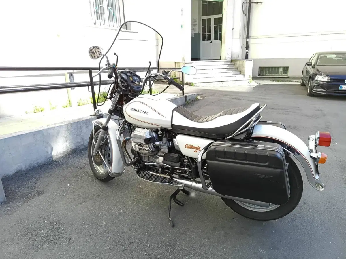 Moto Guzzi California (19)