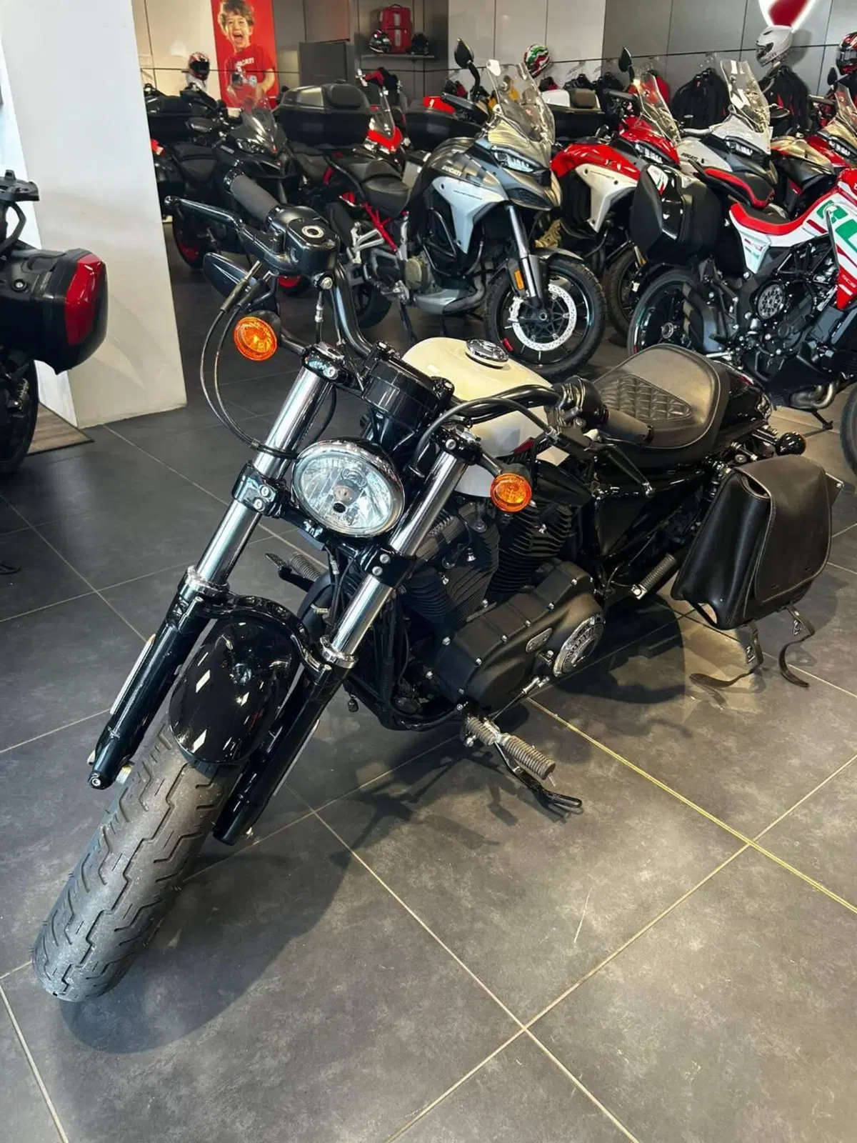 Harley-Davidson XL 1200 X Forty-Eight (2018) (6)