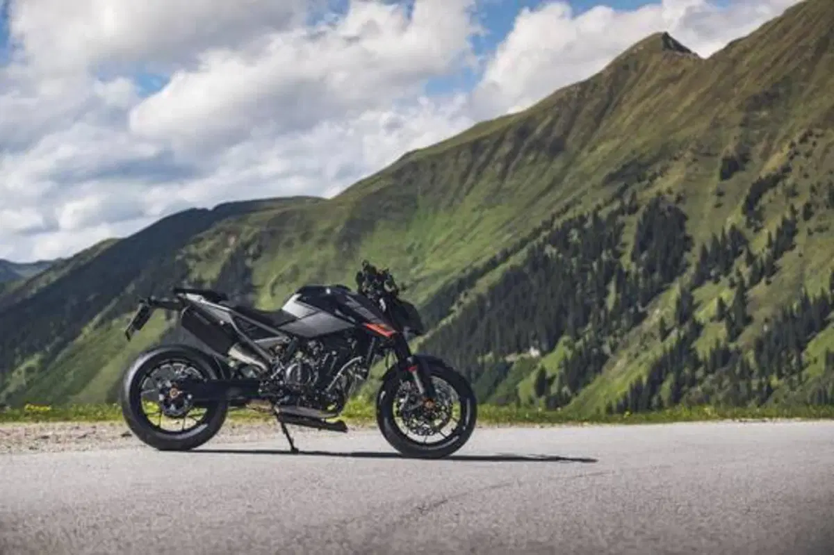 KTM 790 Duke (2027) (6)