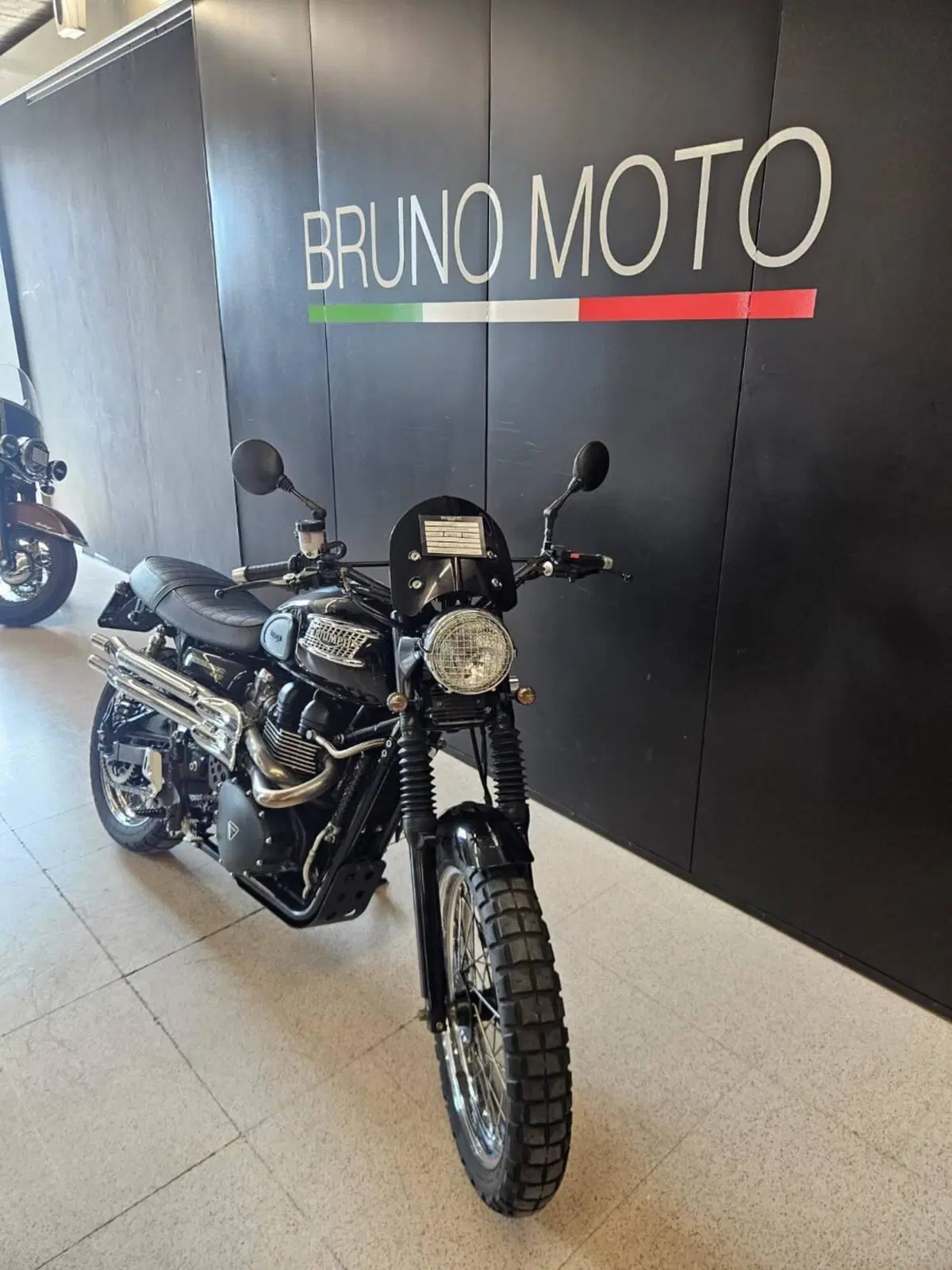 Triumph Scrambler (2006 - 17) (4)