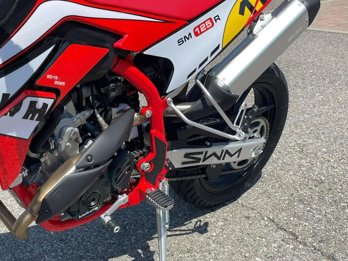 Swm SM 125 R Reborn (2026) (8)