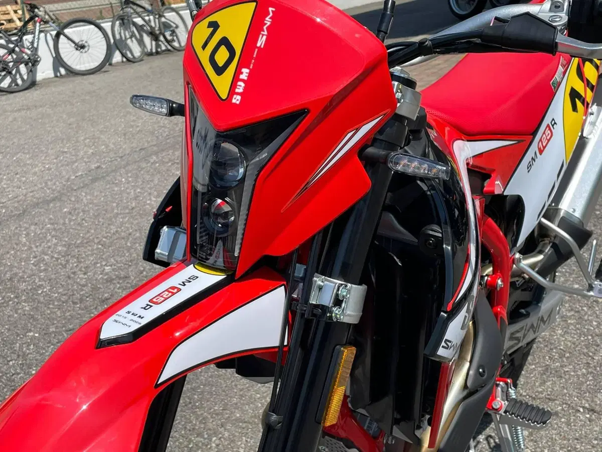 Swm SM 125 R Reborn (2026) (5)