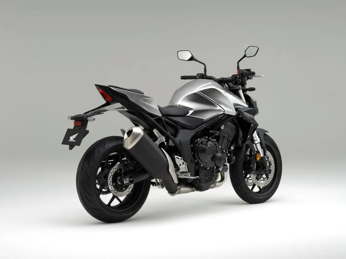 Honda CB 1000 Hornet (2025 - 26) (3)