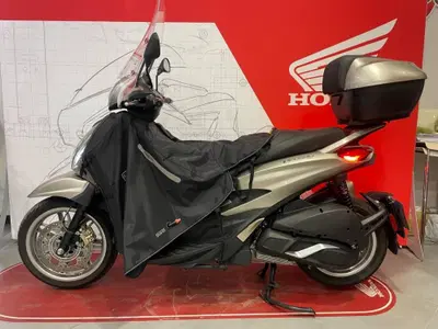 Piaggio Beverly 300 S ABS-ASR (2021 - 25) usata
