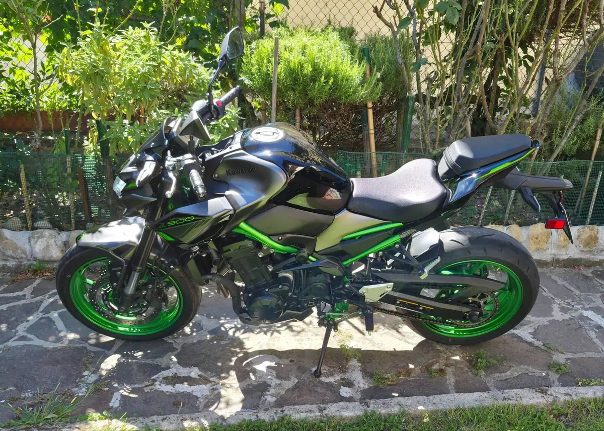 Kawasaki Z 900 (2021 - 24) (2)